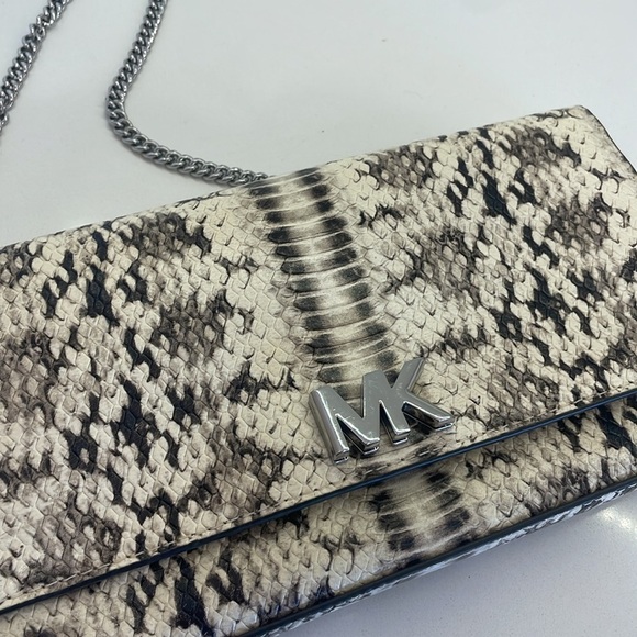 Michael Kors Snakeskin Pattern Crossbody/Clutch Bag—BEAUTIFUL!! New W/O Tags!! - Picture 14 of 16